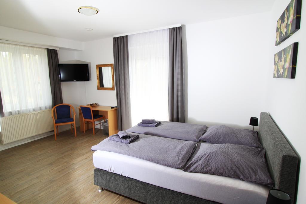 Hotel Sonnenhof Sindelfingen Bilik gambar